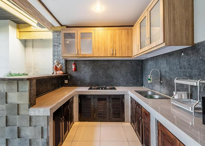 Villa Qlo ,